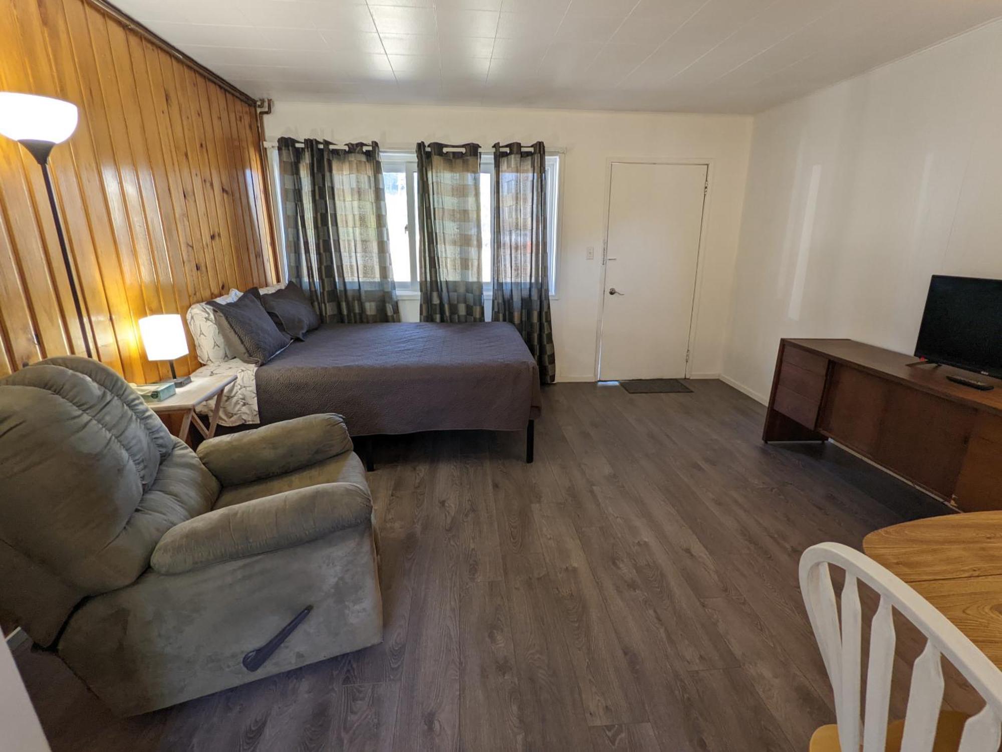 Deerview & - Bc Motel 2*